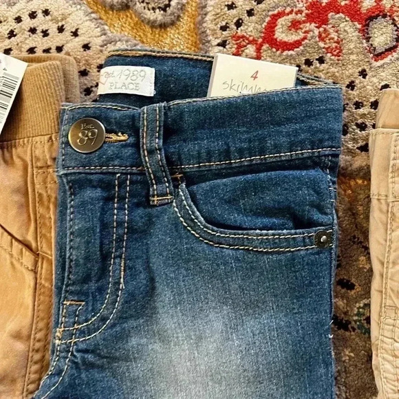 GIRLS LOT OF SHORTS & CAPRI ALL SIZE 4 - Picture 4 of 13